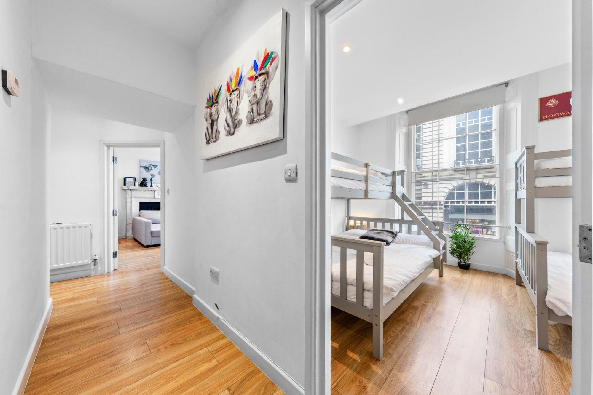 3-Bedroom Flat In London Sleeps 14 Hy1 Londres Exterior foto